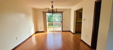 21 Zugibe Ct in West Haverstraw, NY - Building Photo - Building Photo