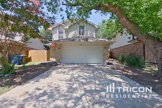 property at 3811 Clover Hill Ln