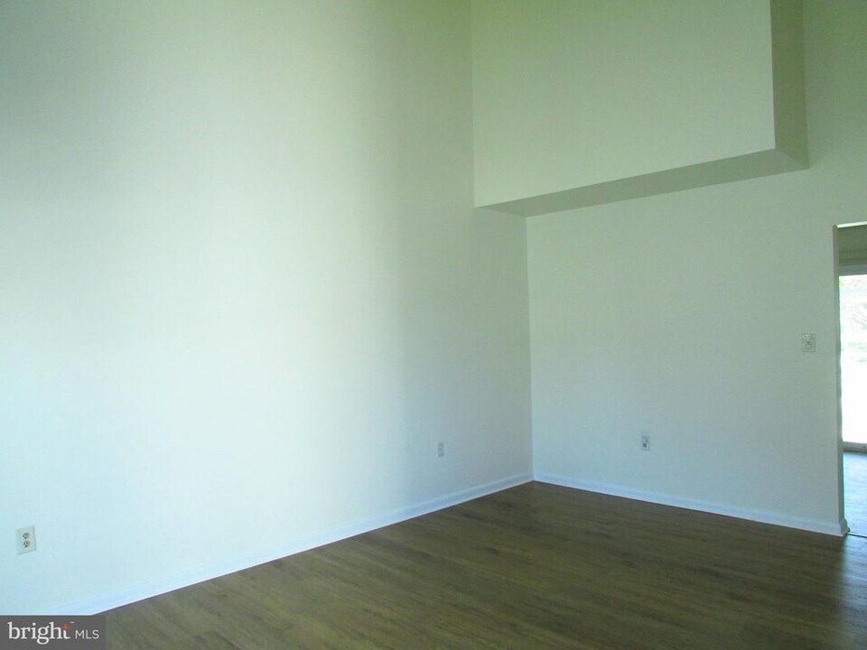 31079 Crepe Myrtle Dr in Millsboro, DE - Building Photo