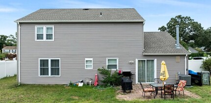 88 Yellowbank Rd in Toms River, NJ - Building Photo - Building Photo