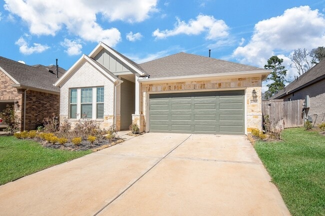 42514 Summer Crst Rd in Magnolia, TX - Foto de edificio - Building Photo