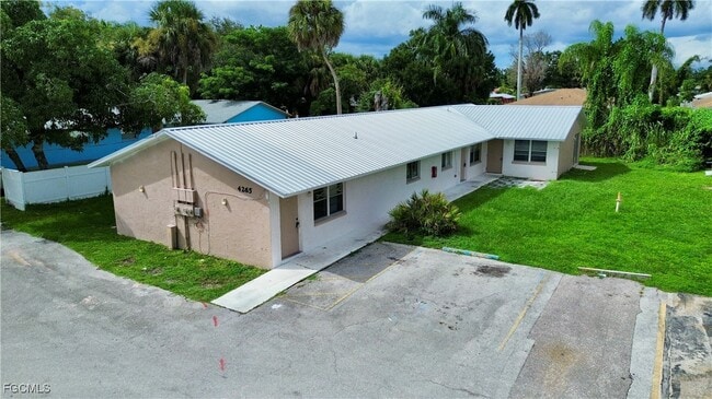 property at 4265 Desoto Ave
