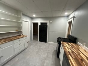 425 Cumberland Ave, Unit 1 in Buffalo, NY - Building Photo - Building Photo