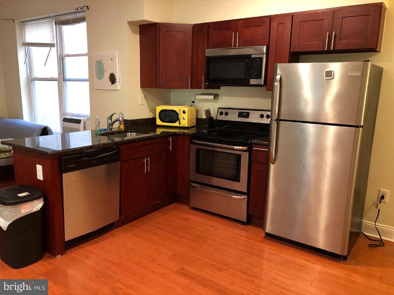 4023 Baring St Photo