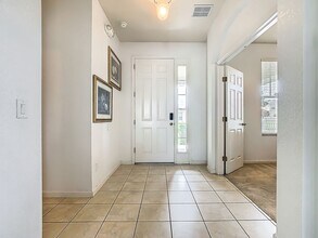 4961 Bond St E in Kissimmee, FL - Building Photo - Building Photo