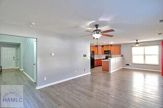 315 Connor Ct in Hinesville, GA - Foto de edificio - Building Photo