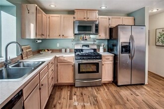 8513 8th Ave NW in Seattle, WA - Building Photo - Building Photo