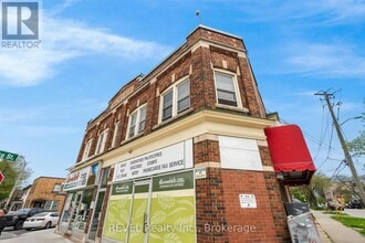74 Queen St in St Catharines, ON - Building Photo - Building Photo