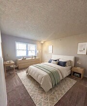 Woodland West NMC in West Des Moines, IA - Foto de edificio - Building Photo