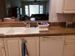 6 Harbour Isle Dr E-Unit -104 in Fort Pierce, FL - Building Photo - Building Photo