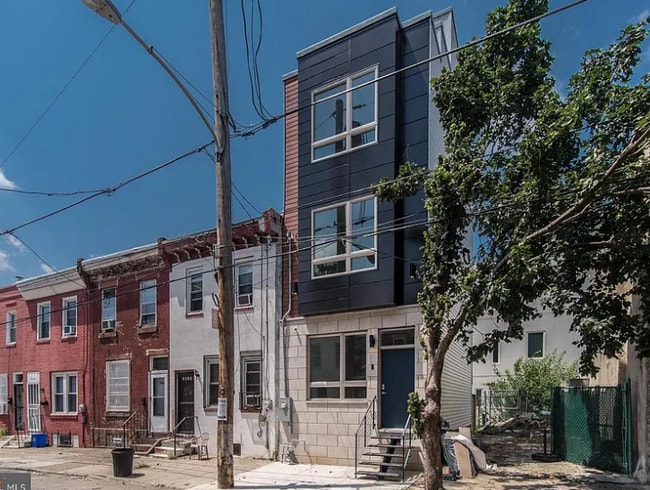 property at 1836 N Marshall St