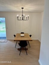 1095 Calle Jazmin in Thousand Oaks, CA - Building Photo - Building Photo