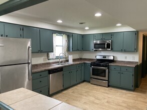 5425 Hewitt Ln in Fort Wayne, IN - Building Photo - Building Photo