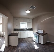 108 N 4th St in Tonkawa, OK - Building Photo - Building Photo