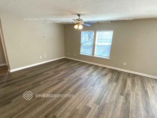 354 Auburn Oaks Rd E in Jacksonville, FL - Building Photo - Building Photo