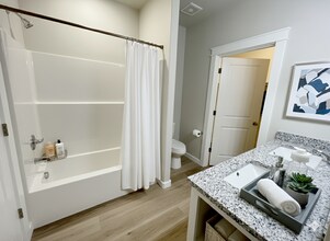 63 Wise Wy in Durant, OK - Building Photo - Building Photo