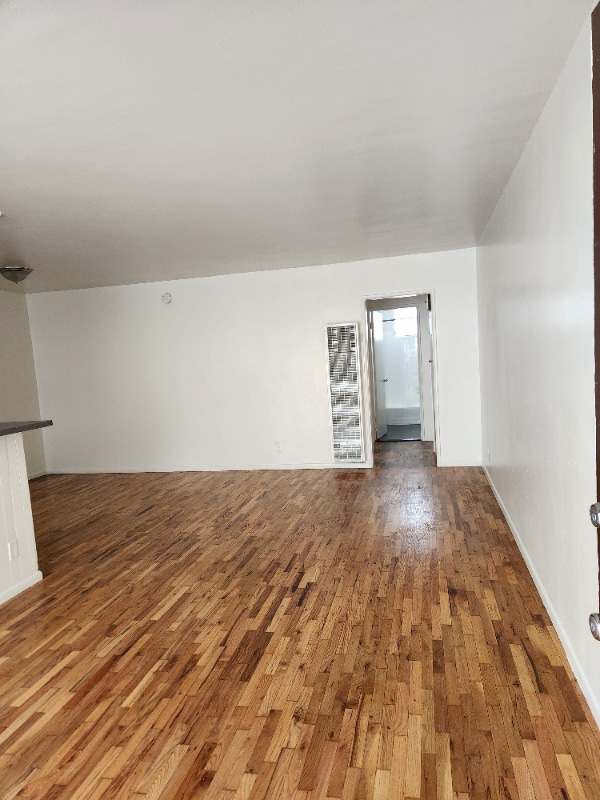 1231 N Formosa Ave