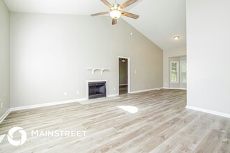 109 Grassy Rio Ln in Garner, NC - Building Photo - Building Photo