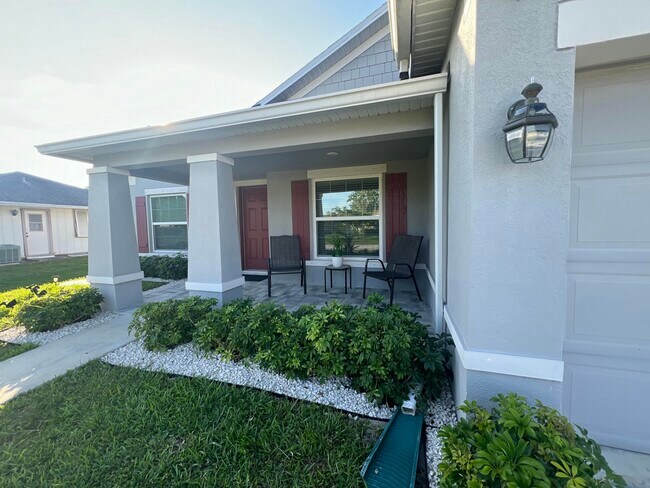 189 NE Jettie Terrace in Port St. Lucie, FL - Building Photo - Building Photo