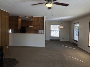 365 Flat Creek Dr in Jackson, WY - Building Photo - Building Photo