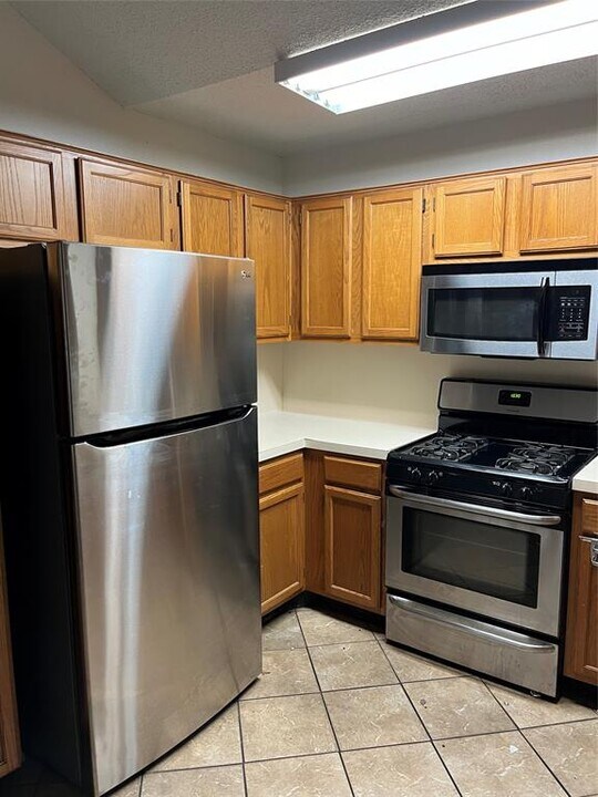 11901 Swearingen Dr, Unit 61 in Austin, TX - Foto de edificio