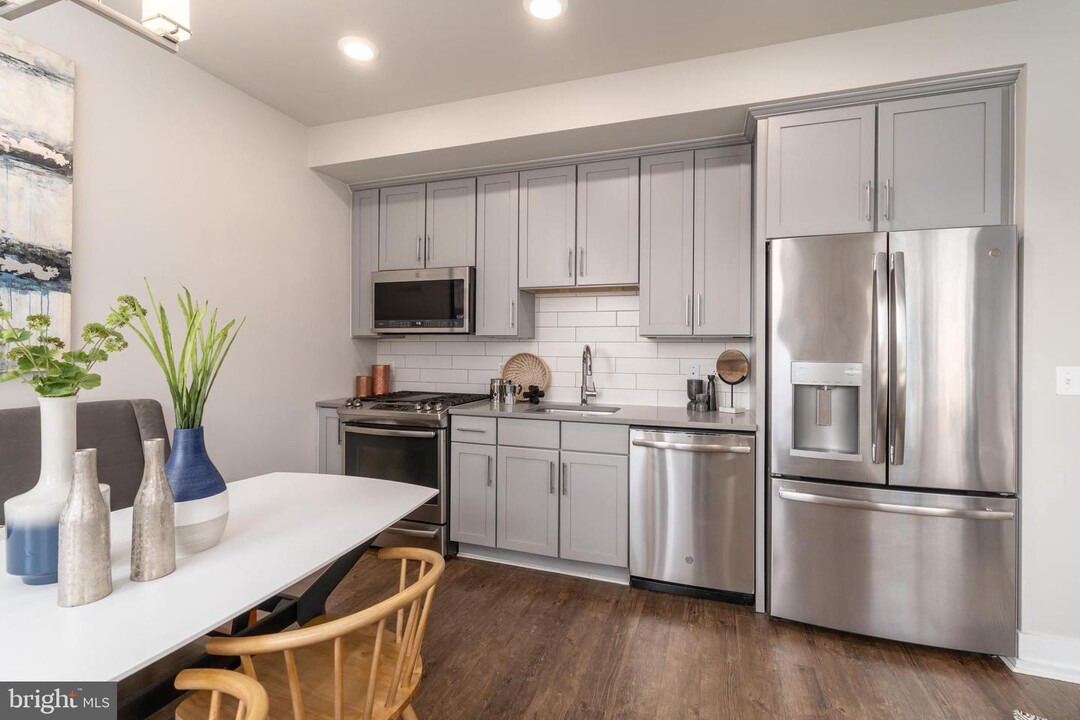 1800 Mt Vernon Ave-Unit -201 in Alexandria, VA - Building Photo