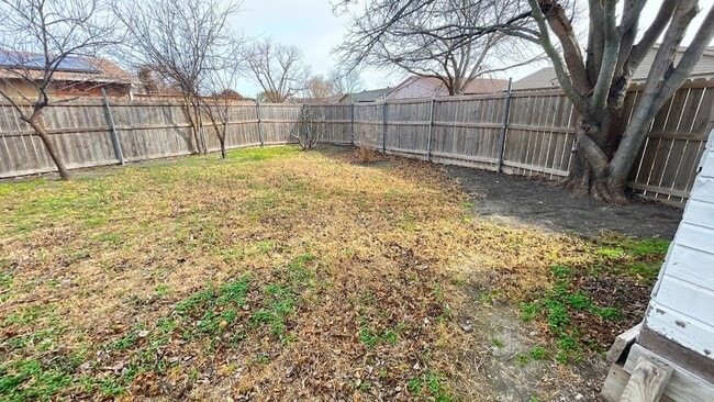 5533 Sagers Blvd in The Colony, TX - Building Photo - Building Photo
