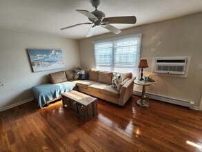 15 36th St, Unit 15 in Ocean City, NJ - Building Photo - Building Photo