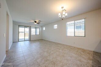 8814 W Pasadena Ave in Glendale, AZ - Building Photo - Building Photo