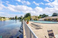 20200 NE 27th Ct photo'