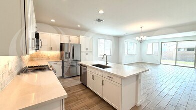 14765 W Sand Hills Rd in Surprise, AZ - Building Photo - Building Photo
