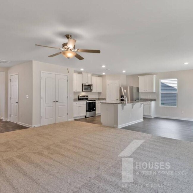 4057 Reinfield Dr in Inman, SC - Building Photo - Building Photo