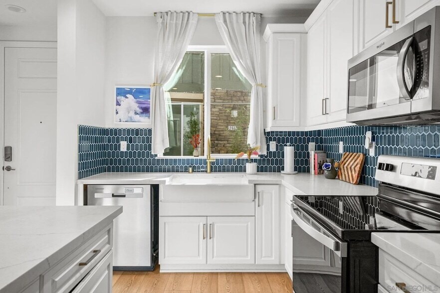 2612 Babaco St in Spring Valley, CA - Building Photo