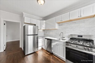 5424 N Campbell Ave, Unit 1S in Chicago, IL - Building Photo