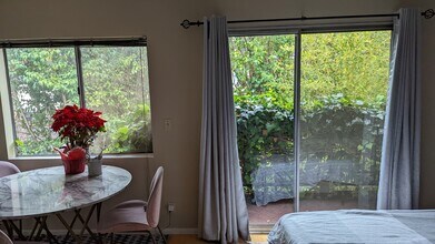 836 N La Jolla Ave in Los Angeles, CA - Building Photo - Building Photo