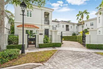 10155 SW 75th Pl in Miami, FL - Building Photo - Building Photo