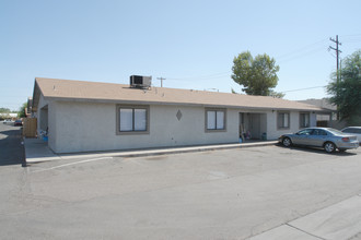 236 W Roger Rd in Tucson, AZ - Building Photo - Building Photo