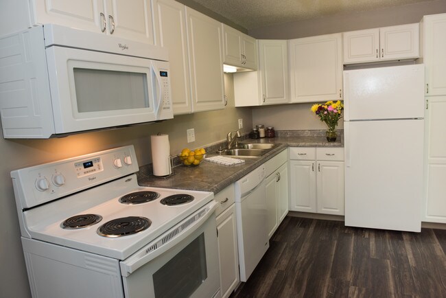 Bridlewood Apartments in Altoona, IA - Foto de edificio - Building Photo