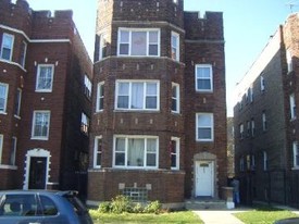 8126 S Ellis Ave in Chicago, IL - Building Photo