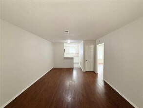 3633 N MacGregor Way in Houston, TX - Building Photo - Building Photo