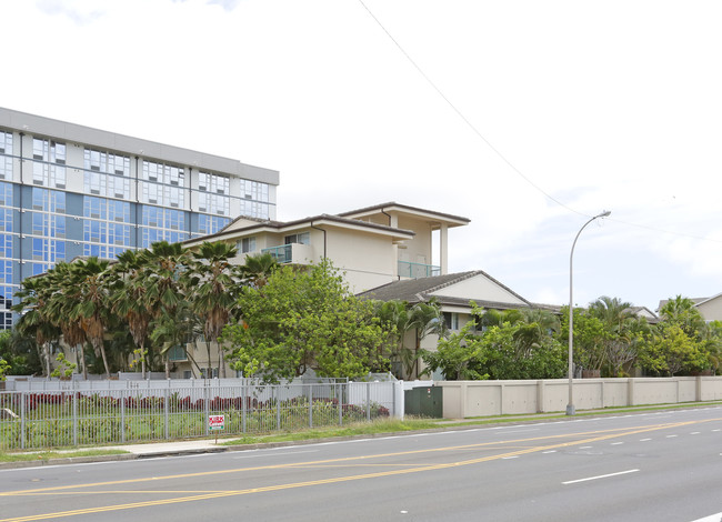 Hawaii Kai Apartments in Honolulu, HI - Building Photo - Building Photo