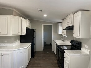 13406 Tommy Smith Rd in Conroe, TX - Building Photo - Building Photo