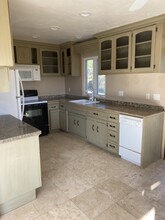 24490 Willow Pass Dr in Tehachapi, CA - Building Photo - Building Photo