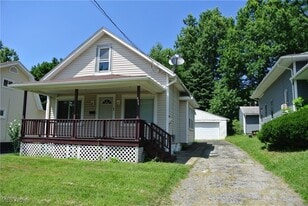 837 McKinley Ave in Akron, OH - Building Photo