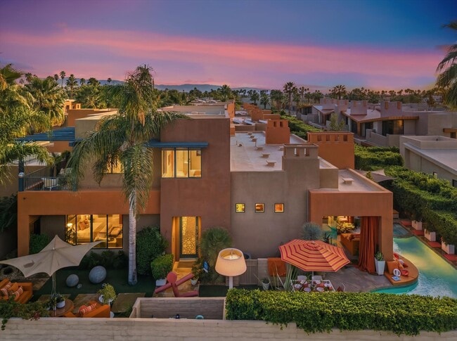 property at 901 Alejo Vista