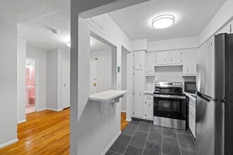 33 W 32nd St in Bayonne, NJ - Building Photo - Building Photo