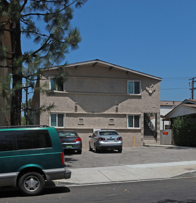 505 E Santa Anita Ave in Burbank, CA - Building Photo - Building Photo