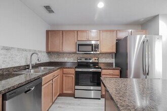 4326 Fieldview Cir in Wesley Chapel, FL - Building Photo - Building Photo