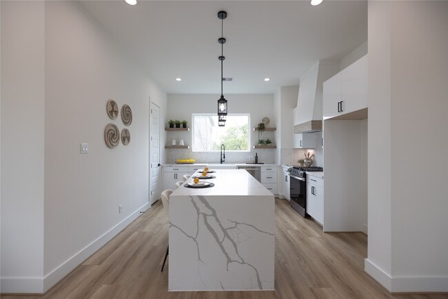 property at 4010 Yellowstone Blvd