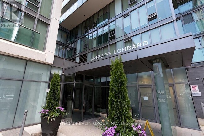 property at 33-1833 Lombard St